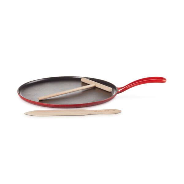 Crepe pan + spatula + rateau Le Creuset
